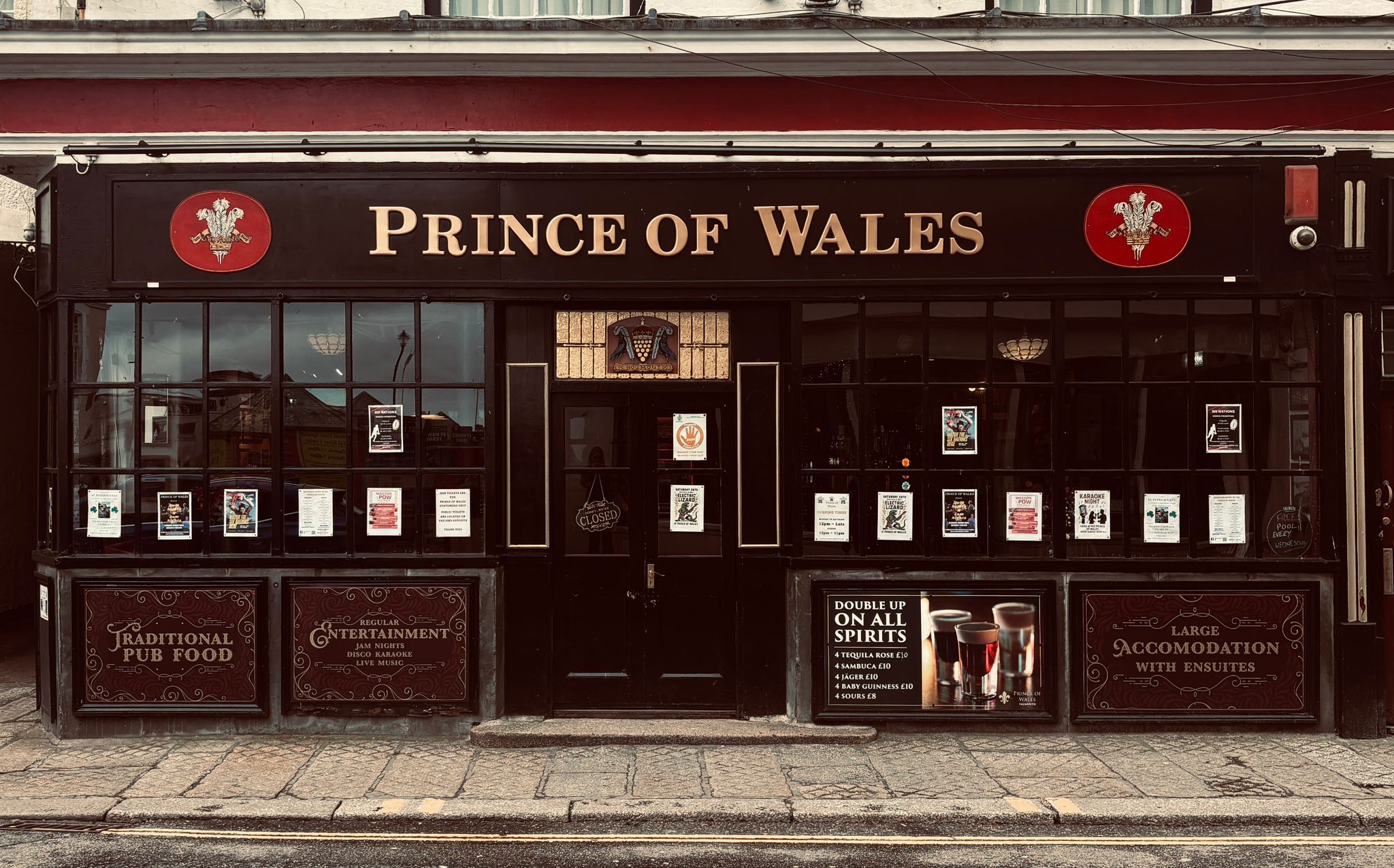 Interior of the Prince of Wales pub, Falmouth